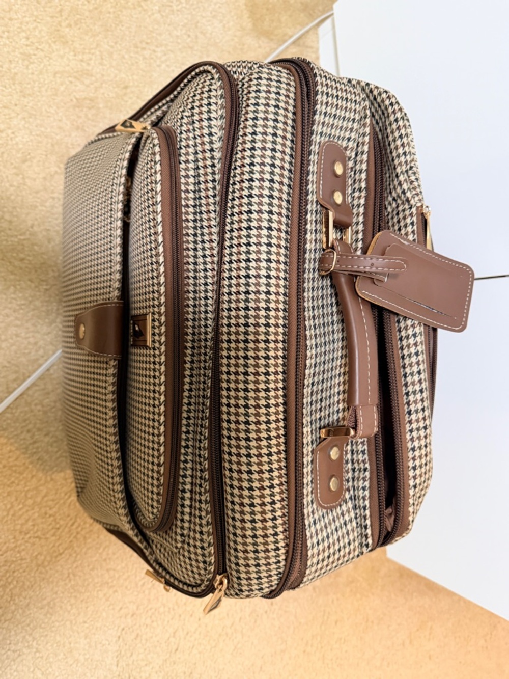 London Fog Classic Houndstooth Rolling Carry-On Bag - Brown - Picture 6 of 10